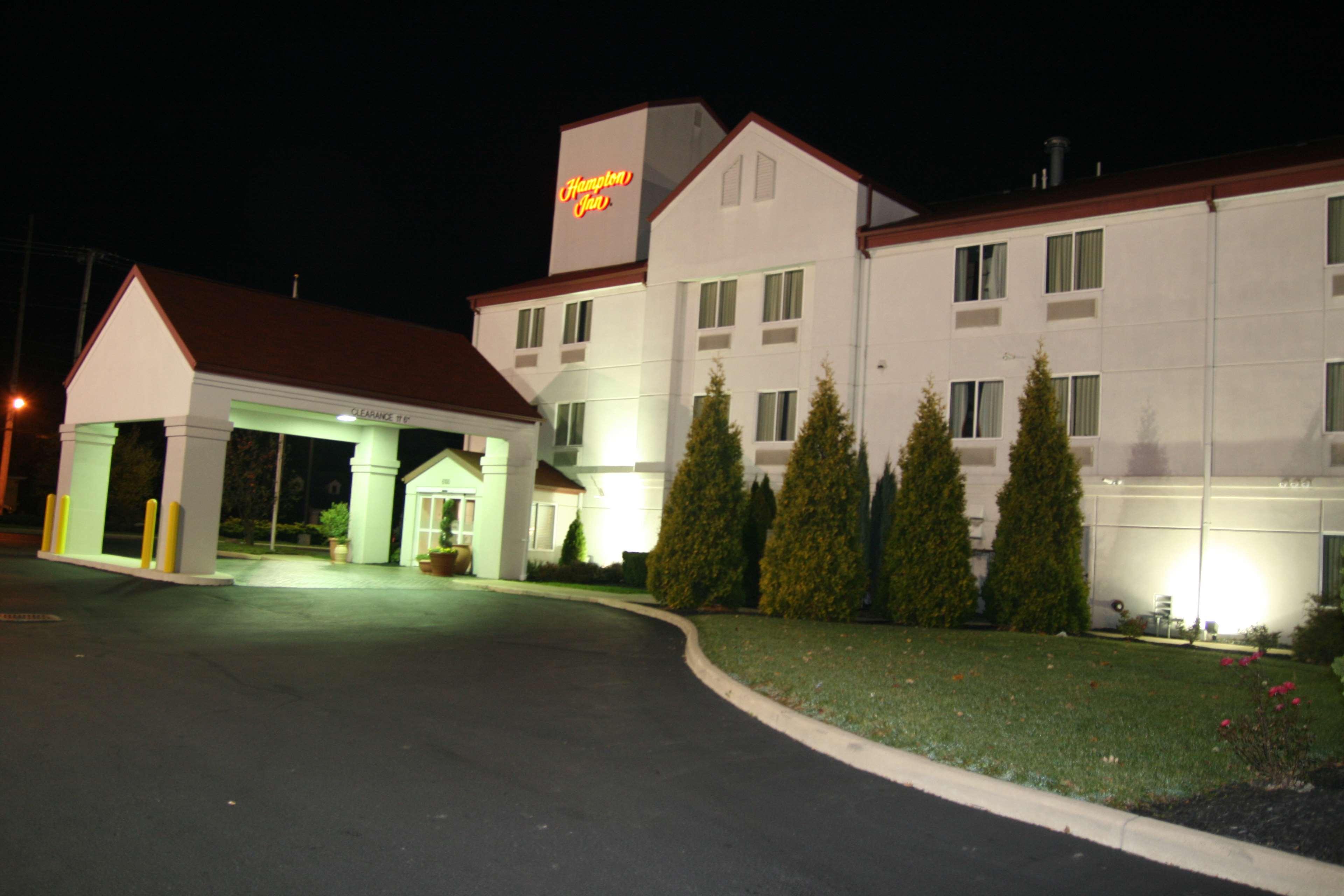 Hampton Inn Sandusky-Central Exterior foto